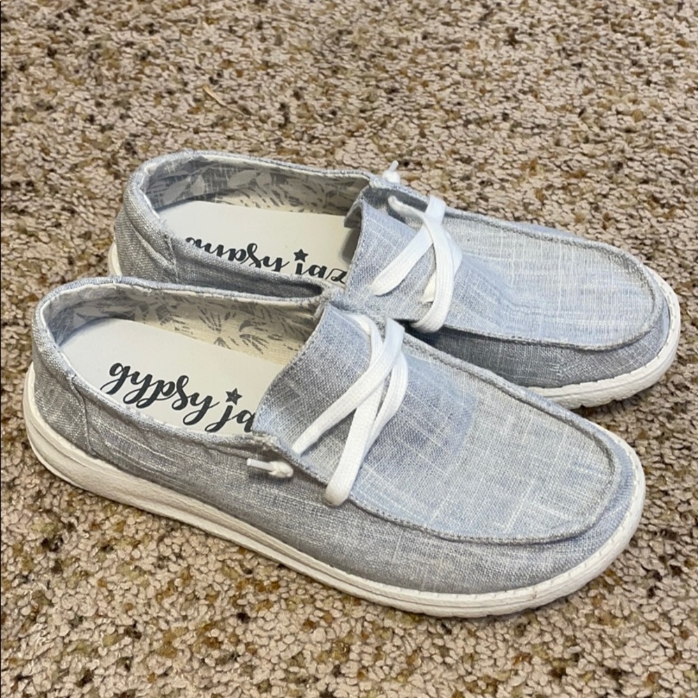 Women’s Hey Dude dupes. Size 8 worn once!!